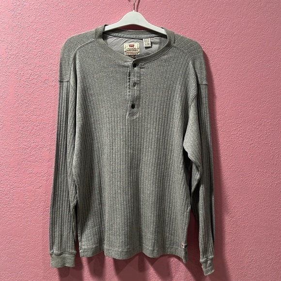 LEVI’S Men’s Gray Sweater Shirt Size M - Picture 1 of 5
